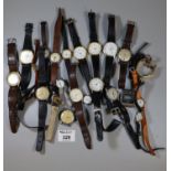 Bag of assorted vintage and other men's and ladies wrist watches. (B.P. 21% + VAT)