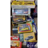 Tray of assorted Diecast model vehicles all in original boxed to include Dinky Studebaker Golden