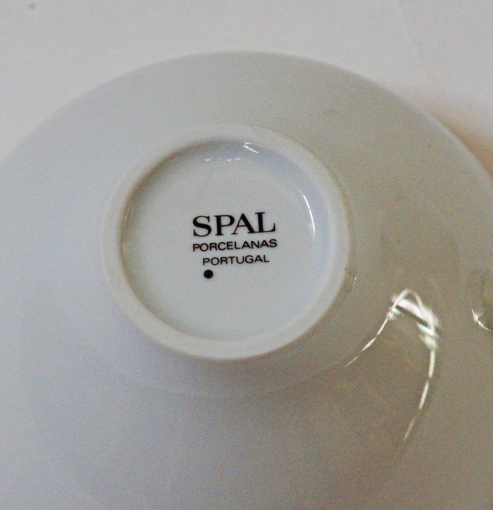 Portugese SPAL porcelain tea service - Image 3 of 3