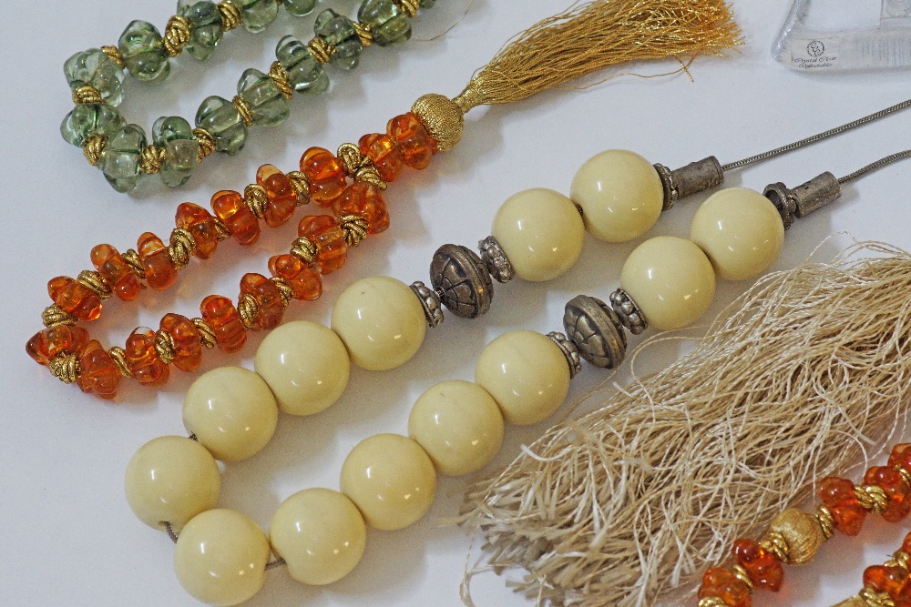 Glass Worry-beads - Image 2 of 2