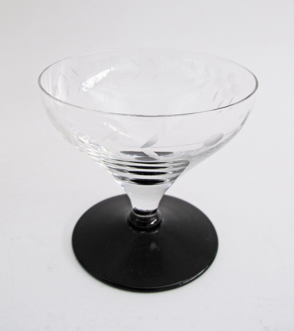 Vintage footed wine glasses. - Image 3 of 3