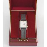 SEIKO Quartz ladies watch.