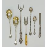 Silver and plated serving flatware.