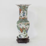 Chinese porcelain Famille-Verte 'Romance of the Three Kingdoms' Yen Yen vase
