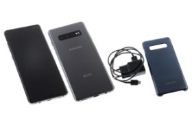 Samsung Galaxy S10 + mit Ladekabel