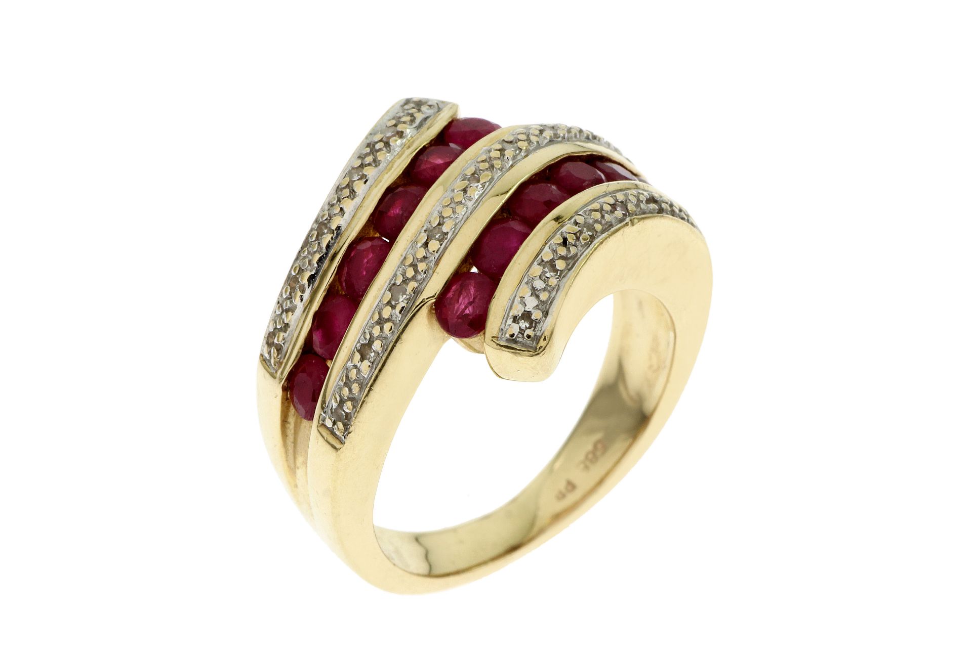 Ring 9.00 g 585/- Gelbgold mit 20 Diamanten zus. ca. 0.10 ct. G/si und 12 Rubine zus. ca. 0.60 ct.