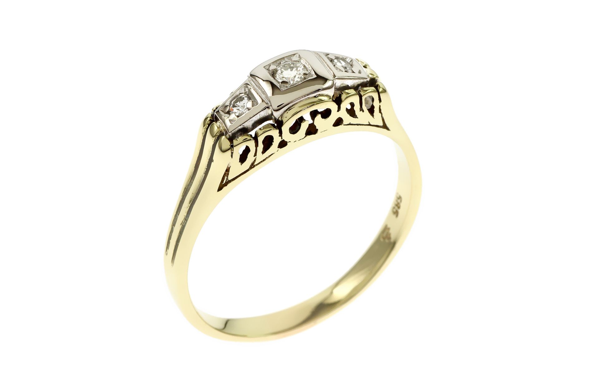 Ring 3.82g 585/- Gelbgold und Weissgold mit Diamanten. 3 Diamanten zus. ca. 0.09 ct. G/vs. Ringgroes