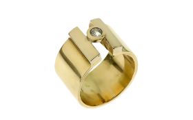 Ring 13.55 g 585/- Gelbgold mit 1 Diamant ca. 0.10 ct. H/ p1 Ringgroesse 54