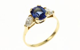 Ring 2.28 g 750/- Gelbgold mit 2 Diamanten 0.40 ct. Tansanit 0.80 ct. Ringgroesse 53