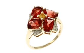 Ring 3.64 g 585/- Gelbgold mit 8 Diamanten zus. ca. 0.10 ct. und 5 Citrine zus. ca. 4.05 ct Ringgroe