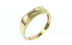 Ring 1.15 g 585/- Gelbgold mit 1 Diamant ca. 0.005 ct. Ringgroesse 50