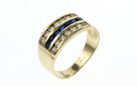 Ring 3.09 g 585/- Gelbgold mit Zirkone Ringgroesse 51 ( leicht verbeult )