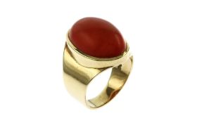 Ring 7.98 g 585/- Gelbgold mit Koralle Ringgroesse 53