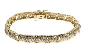 Armband 15.13 g 375/- Gelbgold mit 286 Diamanten zus. ca. 3.00 ct. Laenge 19.00cm