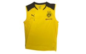 Signiertes Borussia Dortmund Trainingsshirt von Roman Weidenfeller