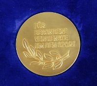 Medaille Stadt Karlsruhegoldfarbene Verdienstmedaille Stadt Karlsruhe, Für besondere Verdien