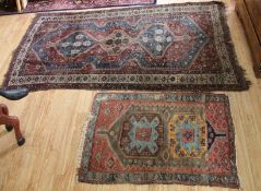 Konvolut Teppiche2 Perser-Teppiche, wohl Shiraz, versch. Größen und Farben, je geometrische