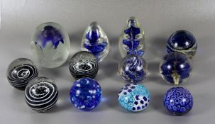 Konvolut Paperweights