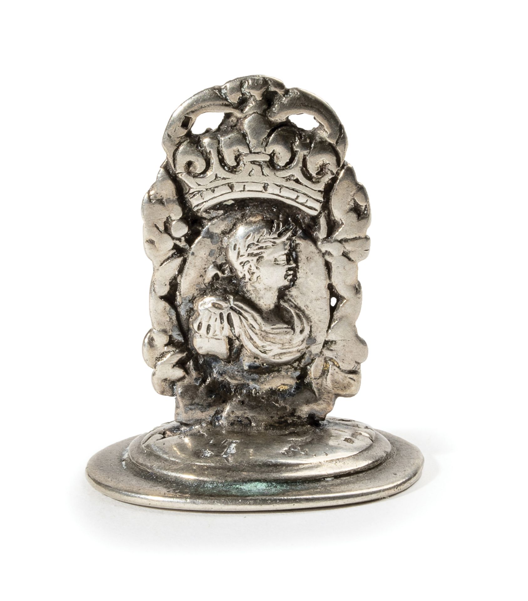 Cachet à cire ou sceau à cacheter en argent, la prise ornée par deux bustes d’Empereurs à l’Antique,