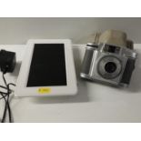 Digital Photo Frame and Camera