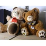 2x Cuddly Bears
