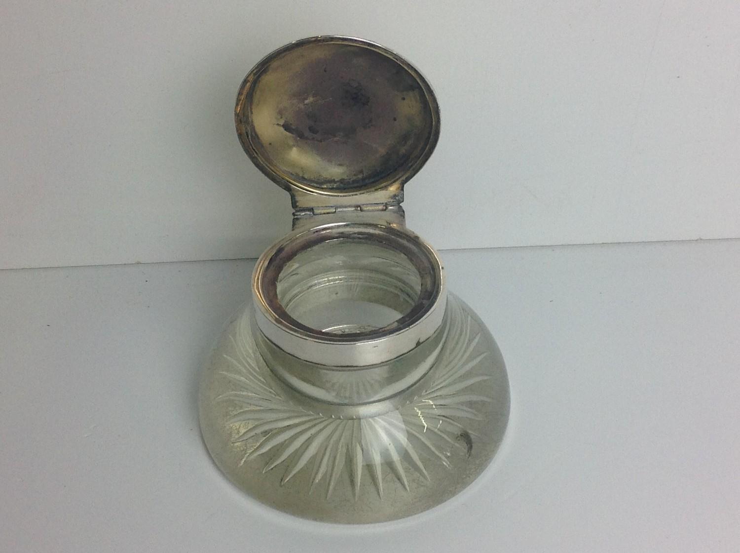 Large Silver Lidded Inkwell - Birmingham 1903 - NB: Flaw in Glass - Bild 2 aus 2