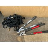 2x Pruners and Inflatable Hose
