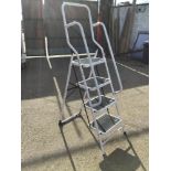 Aluminium Step Ladder with Hand Rails
