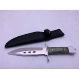 Large Hunting/Fishing Knife