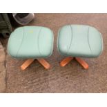 2x Footstools