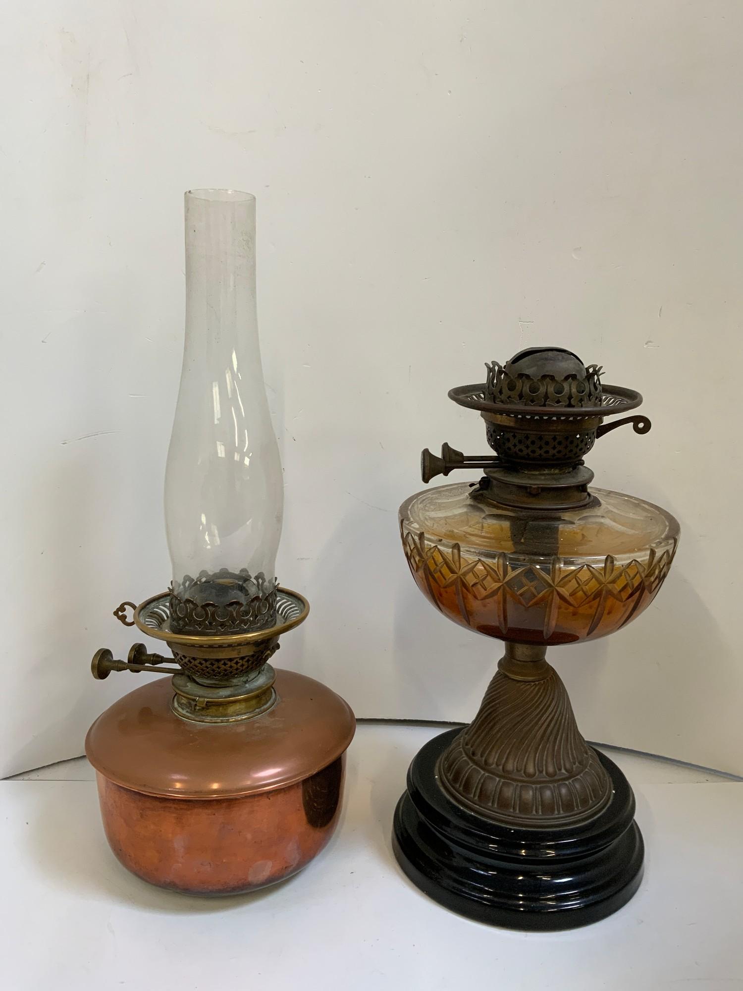 3x Oil Lamps - Image 2 of 3