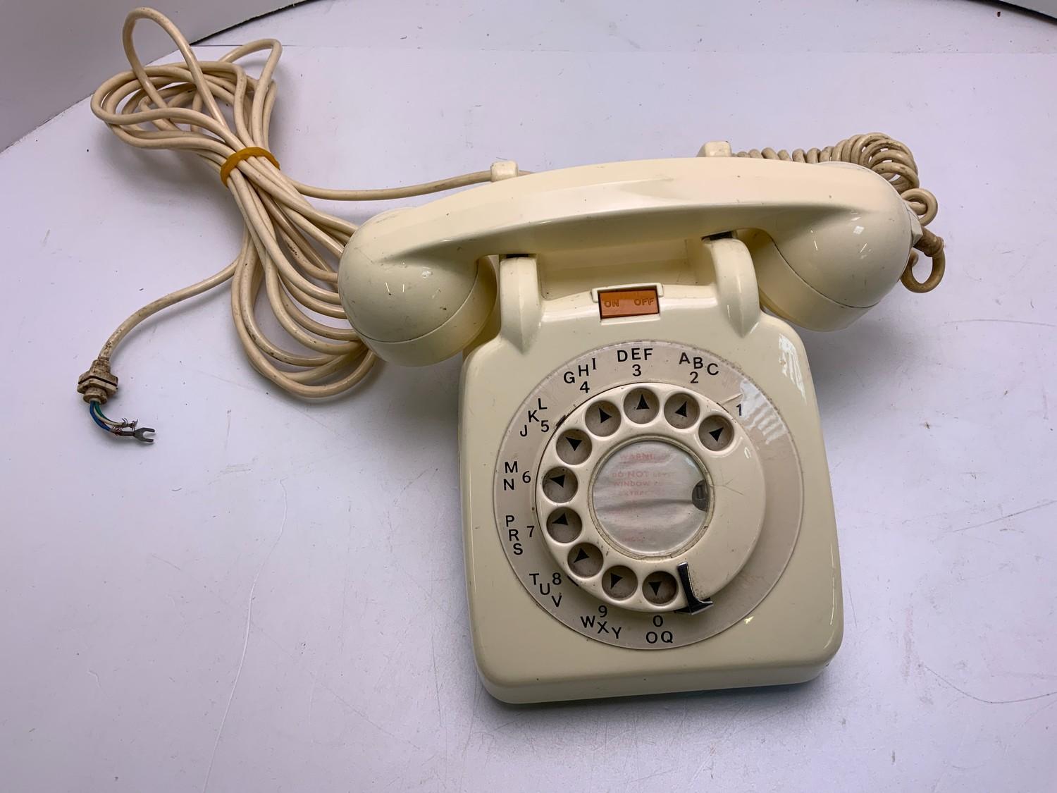 Vintage Light Cream Telephone