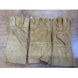3x Pairs of Suede Gloves