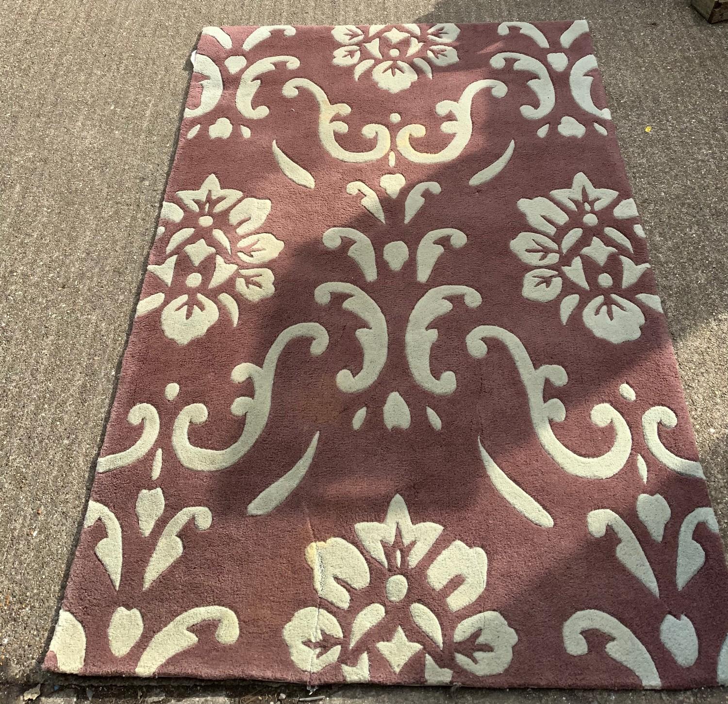 Patterned Rug - 182cm x 119cm