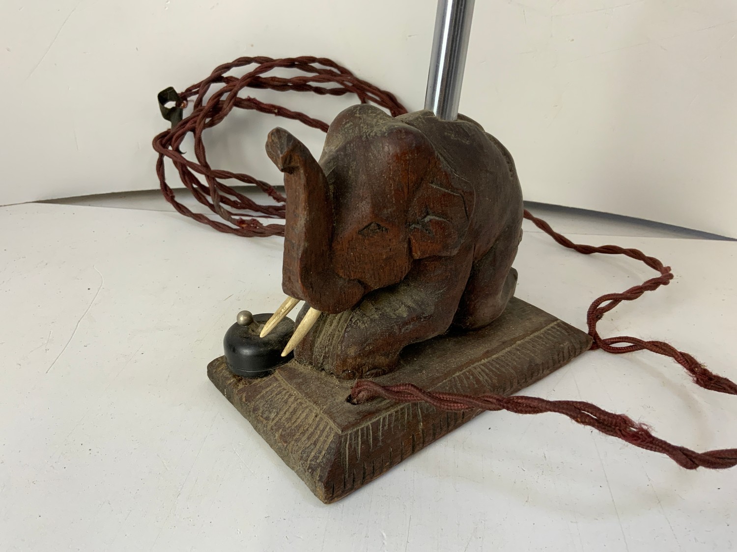 Vintage Elephant Lamp with Clock Insert - Image 3 of 3