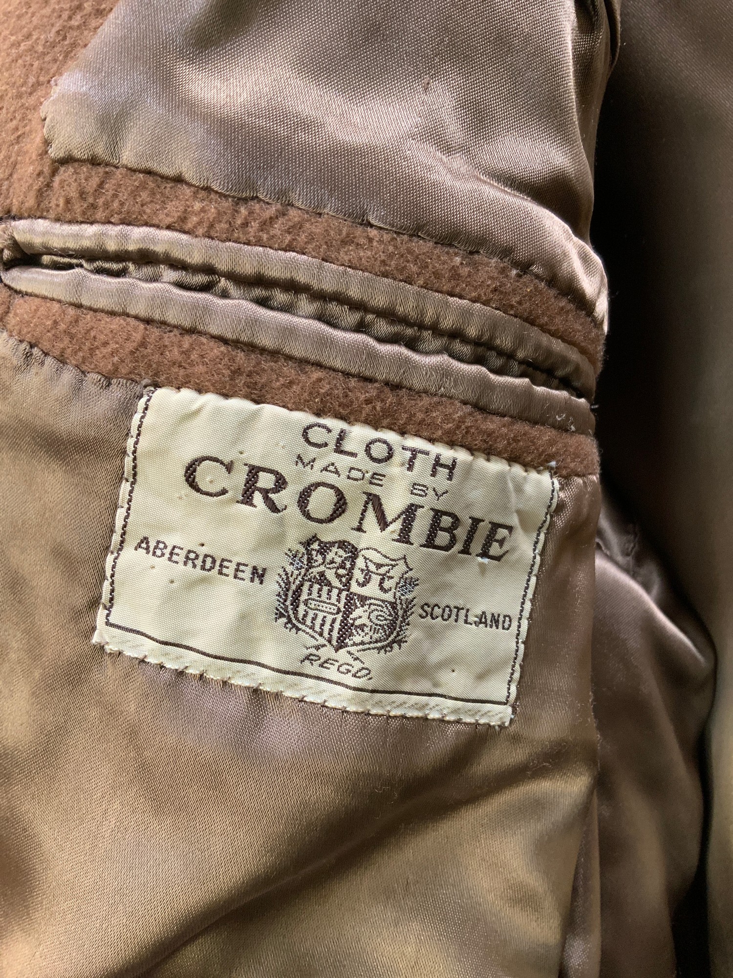 Gents Crombie Wool Coat - Image 2 of 2