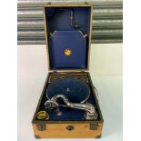 C. Gilbert & Co Geisha Gramophone