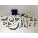 Quantity of Costume Jewellery