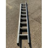 9 Rung Extending Aluminium Ladder