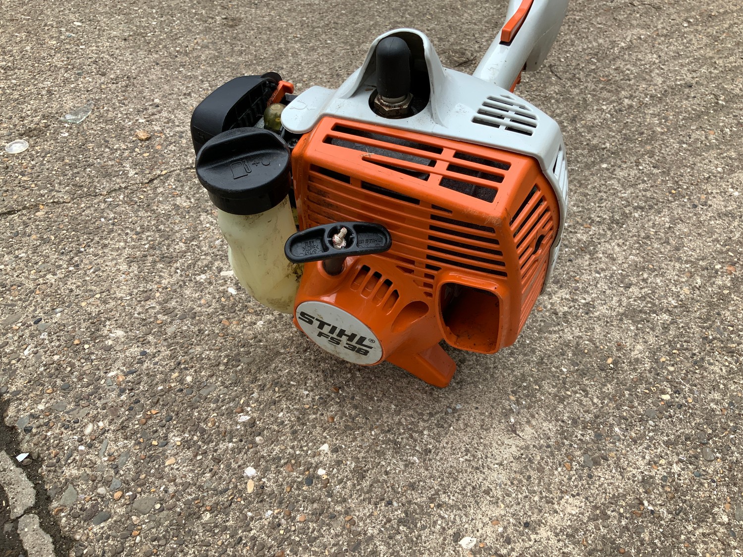 Stihl FS 38 Petrol Strimmer - Bild 2 aus 2