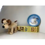 Wallace and Gromit Doorstop In-Car Screenshades Tray