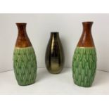 3x Vases