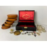 Jewellery Boxes and Costume Jewellery