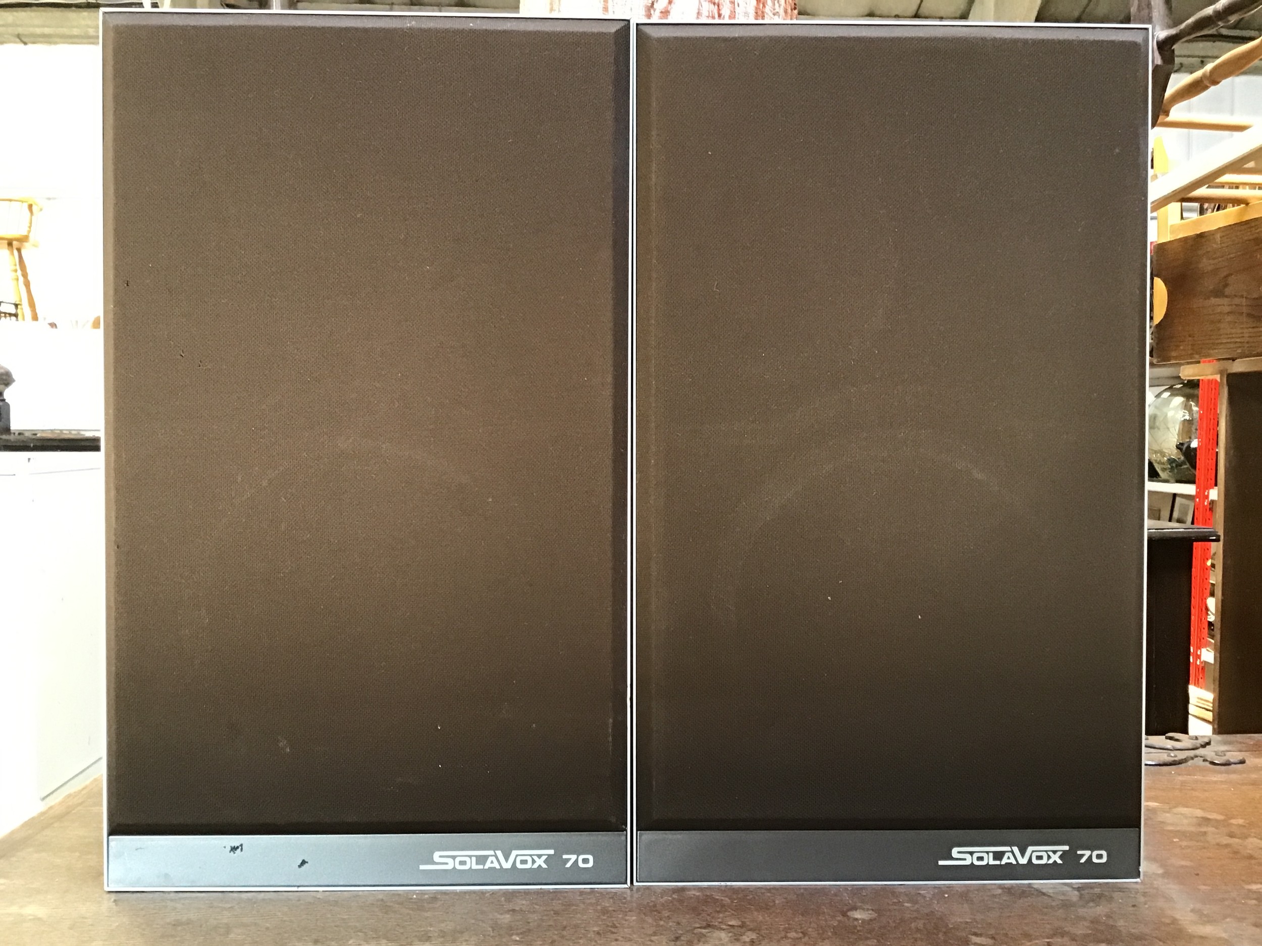 Pair of Solavox Speakers