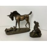 2x Ornaments - Horse and Dogs