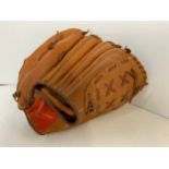 Winner Baseball Leather Glove
