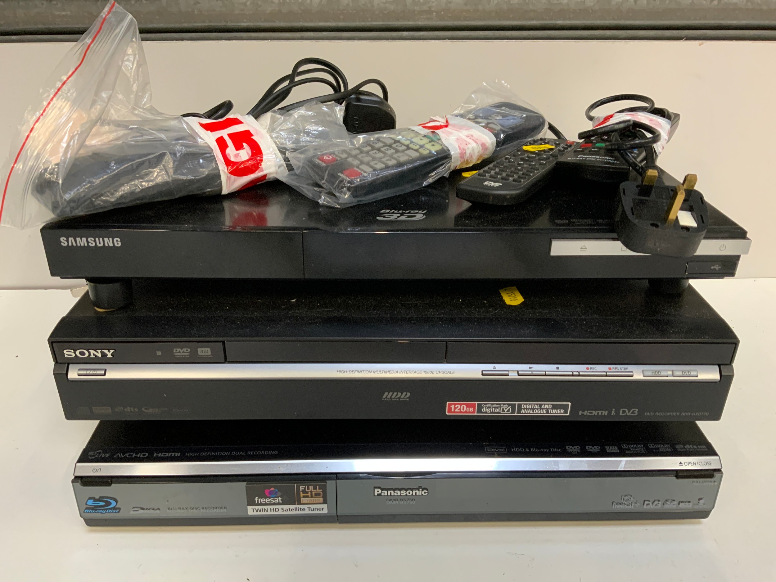 Various DVD Players with Remotes