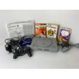 Sony PlayStation, 3x Controllers, Cables and Cheats Guides