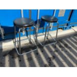 2x Stools