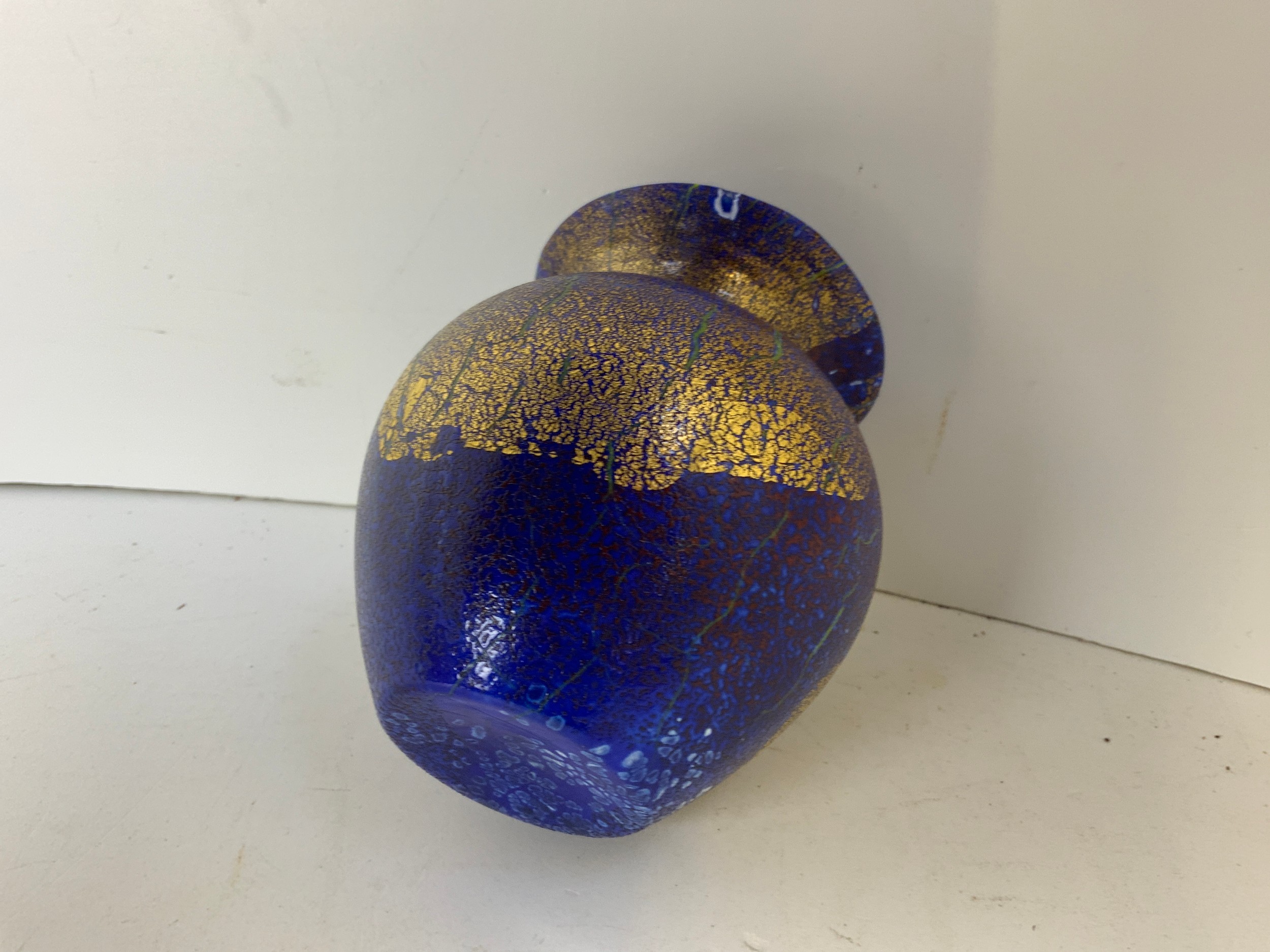 Dartington Blue Studio Glass Vase - Image 2 of 2